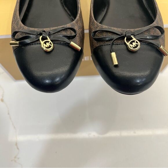 Michael Kors Ballet Flats with Gold Accents NWT - Picture 3 of 9
